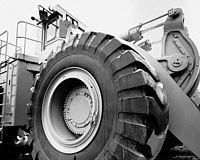 Baumaschinen-Reifen Entsorgung - Recycling